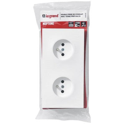 NEPTUNE PRISE DOUBLE PRECABLEE 16A
