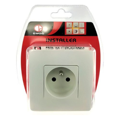 PRISE 10/16A+T ENCAST.BLANC
