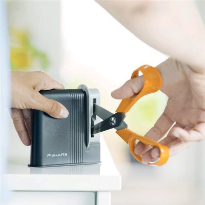 AIGUISEUR A CISEAUX 9600D