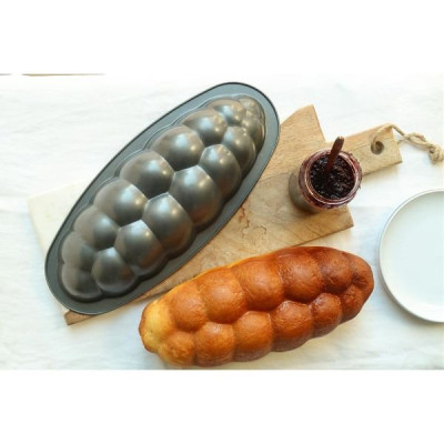 MOULE A BRIOCHE TRESSEE 28X28X18CM