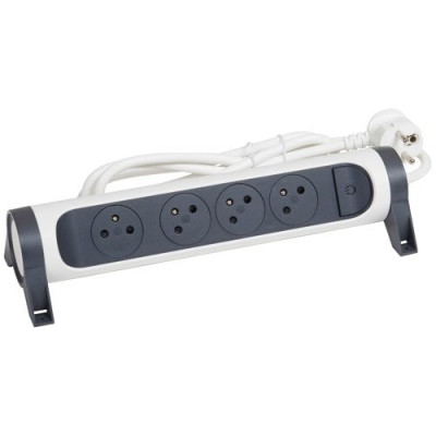 MULTIPRISE FB 4X2P+T PREN.ROT+FIX.1.5M