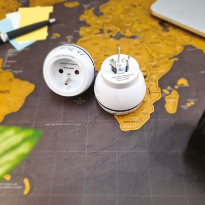 Adaptateur prises France - Australie - Chine 240V-2400W