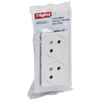 MOSAIC PRISE 2X2P+T PRECABLEE 4 MOD.