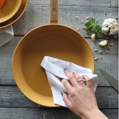 POELE AVEC REVETEMENT CERAMIQUE - Ø 24 CM - 7930274