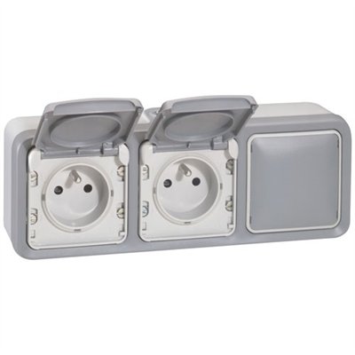 LEGRAND - Plexo db prise 2pt obturateur étanche hort